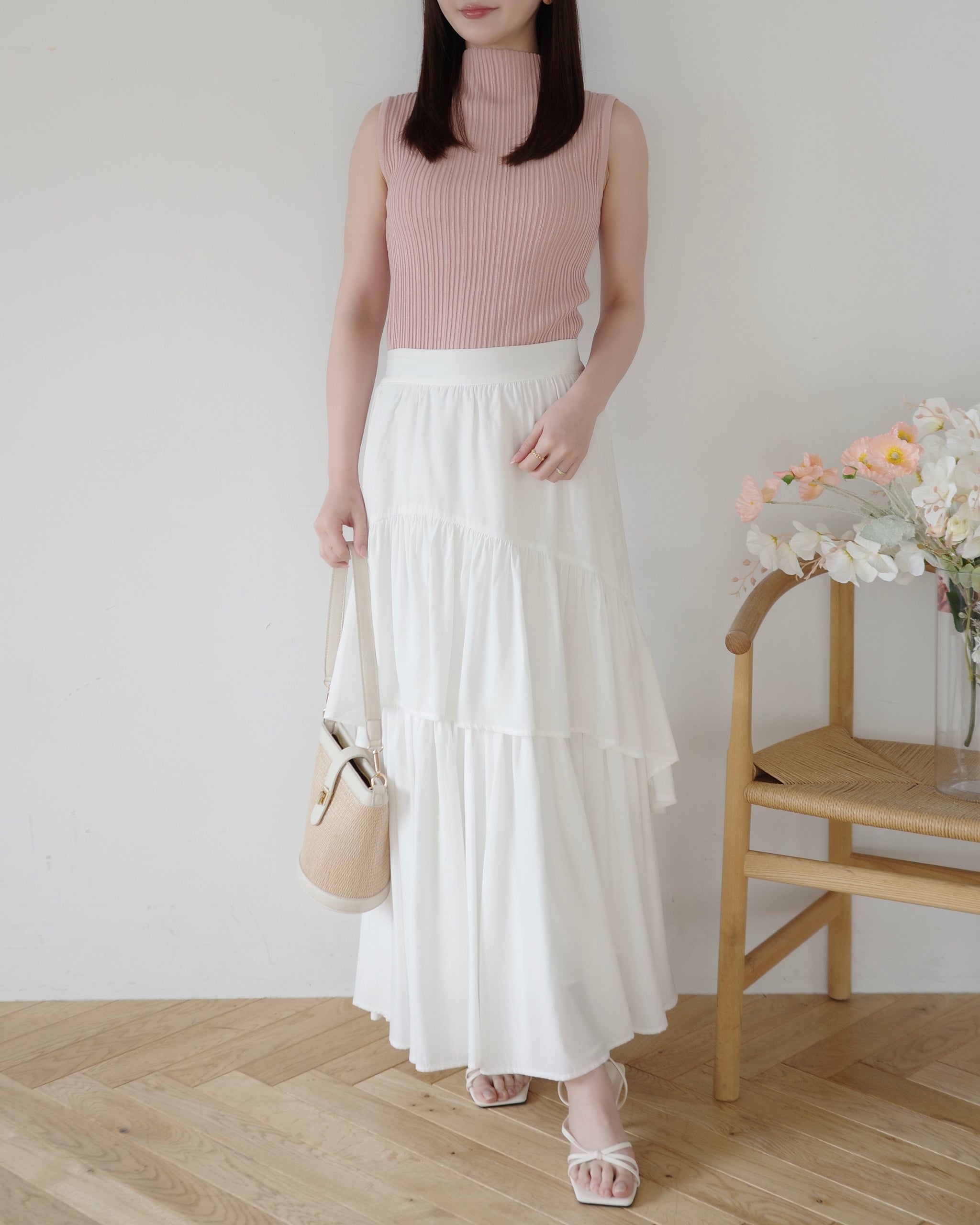 新品 ESCADA ノースリーブ トップス オフホワイト 定価13.4万 ESCADA® Official Site | Luxury Fashion