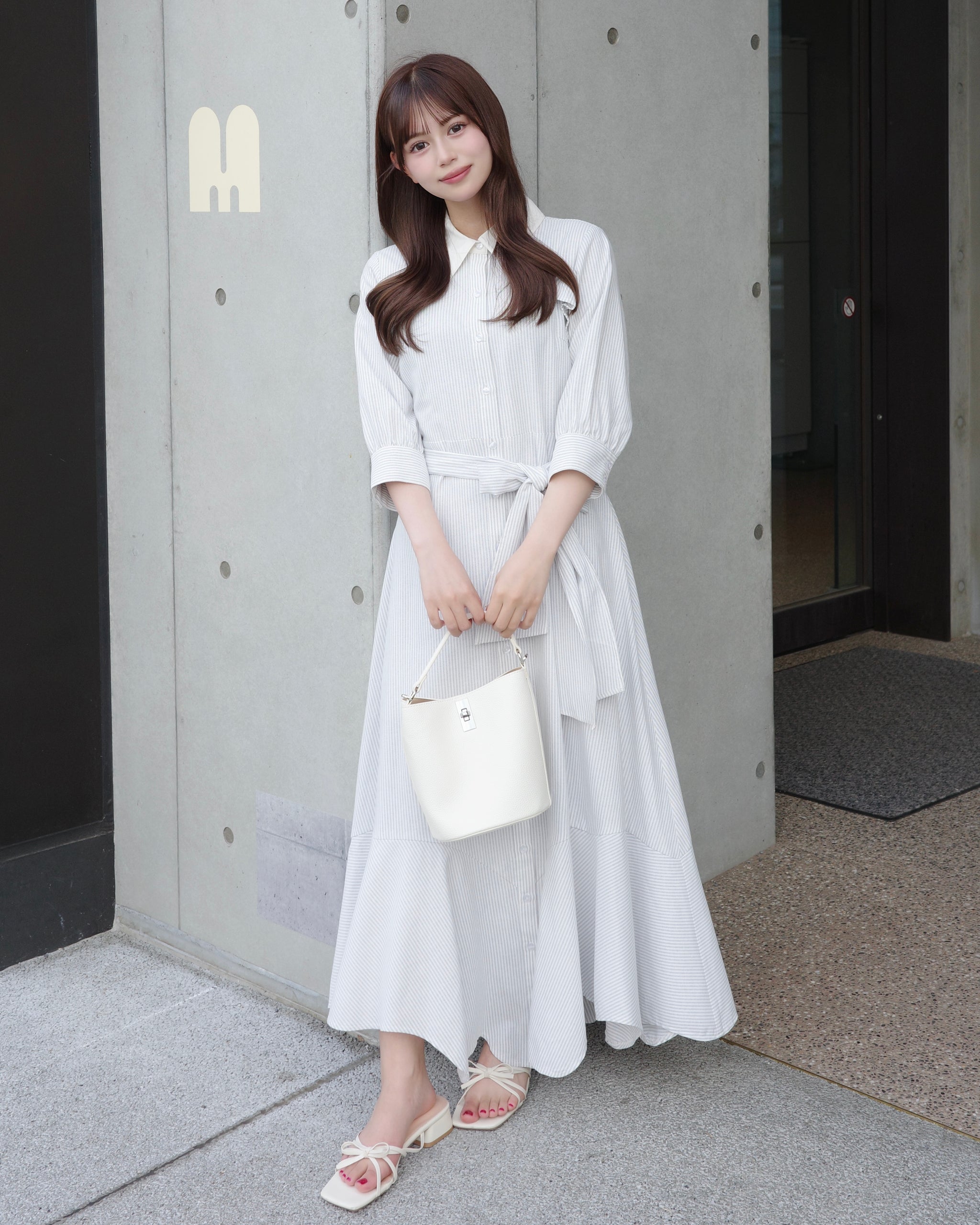 美品 MACHATT マチャット 完売 フリル シャツワンピース ドレス 白 美品 MACHATT マチャット 完売 フリル シャツワンピース ドレス